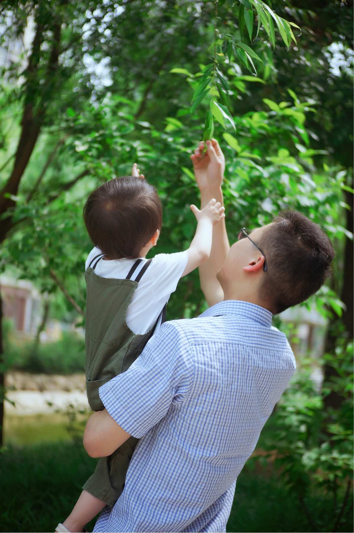 時代變遷下的父子情深紐帶
