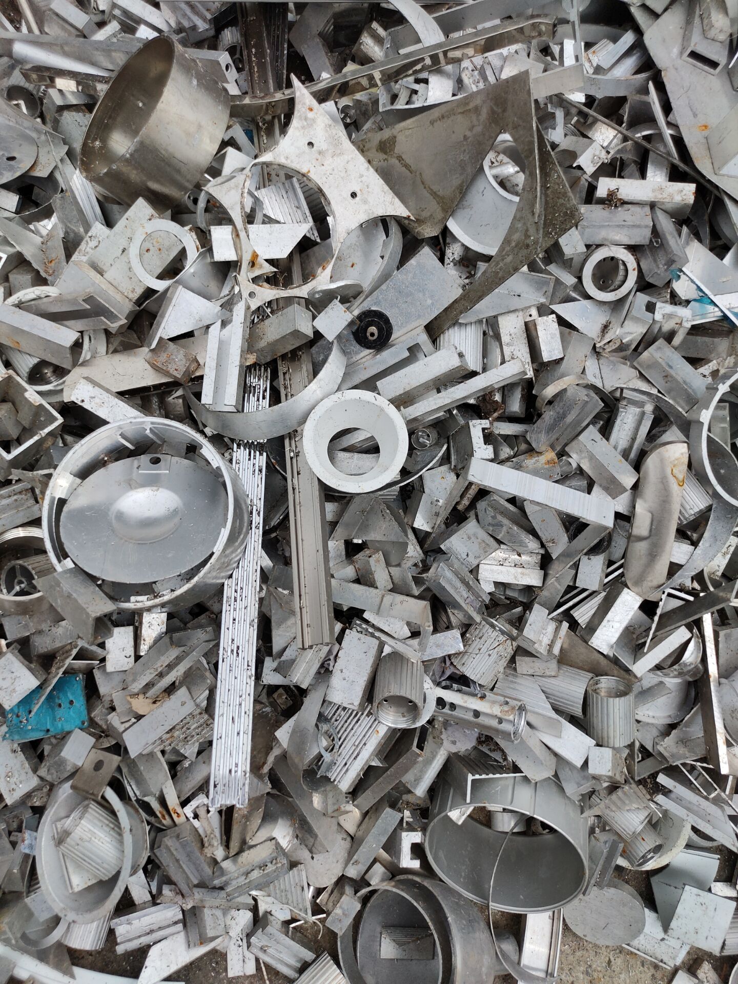 陜西廢鋁價(jià)格最新行情動(dòng)態(tài)與指南